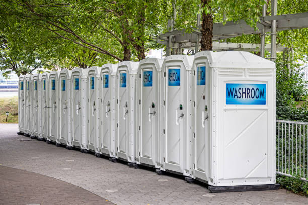 Best Portable restroom trailer rental  in Fuquay Varina, NC